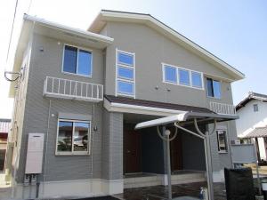 霧島3丁目176-2の賃貸(アパート・マンション)