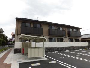 恒久3丁目28-12の賃貸(アパート・マンション)