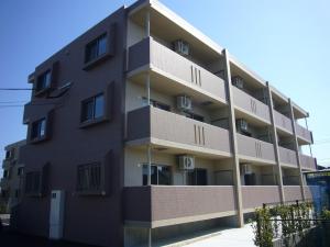 大字小松703-8の賃貸(アパート・マンション)