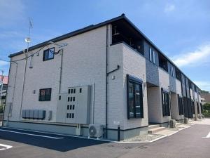 大字芳士1022-1の賃貸(アパート・マンション)