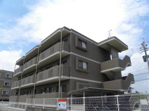 花山手東1丁目15-4の賃貸(アパート・マンション)