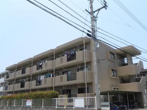 花山手東1丁目27-10の賃貸(アパート・マンション)